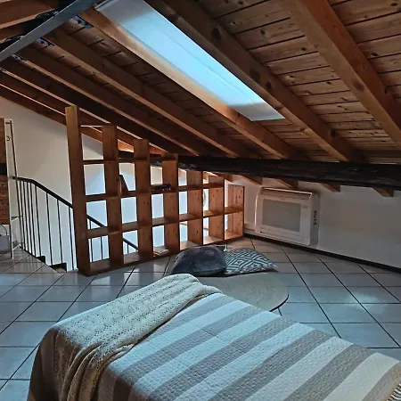 Holiday home Cascina Del Gallo, Ideale Per E La Svizzera